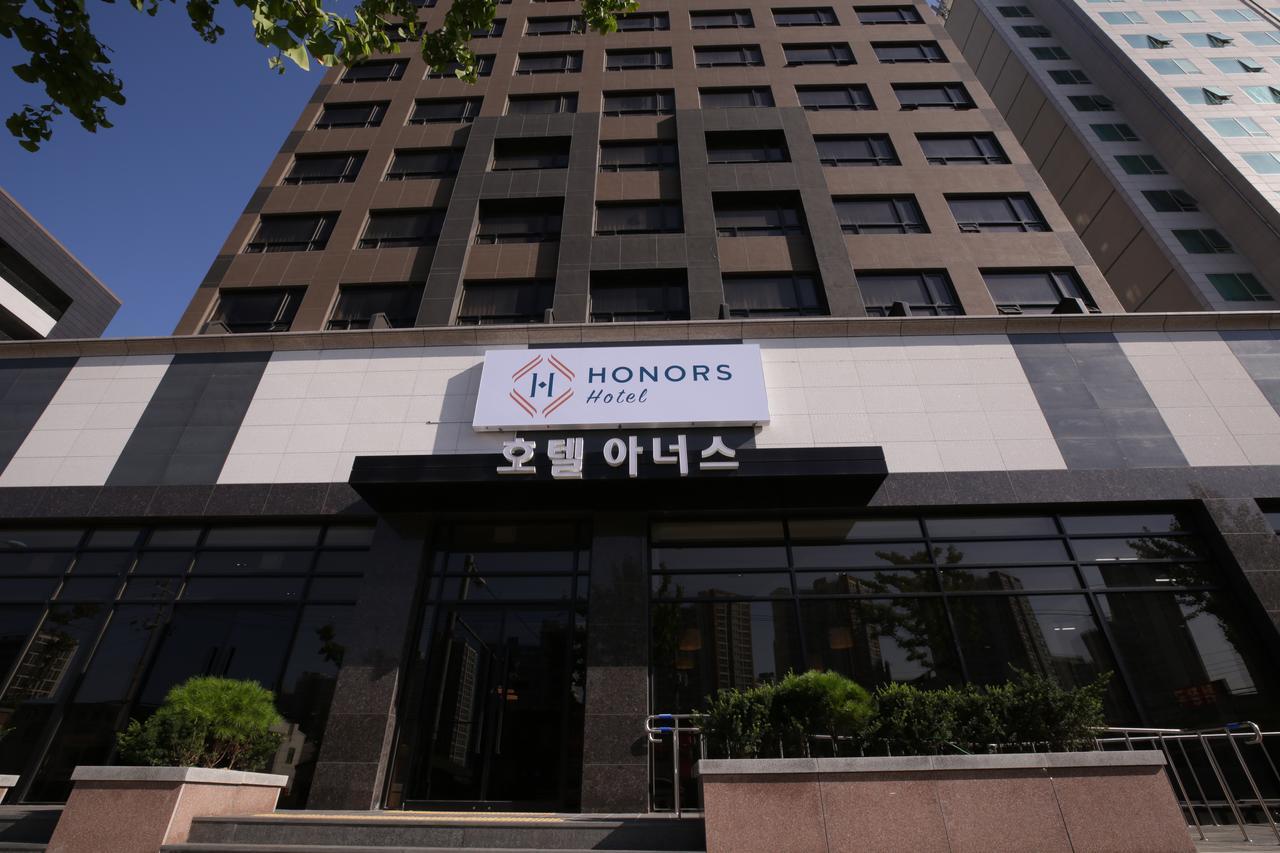 Honors Hotel Hwaseong Buitenkant foto